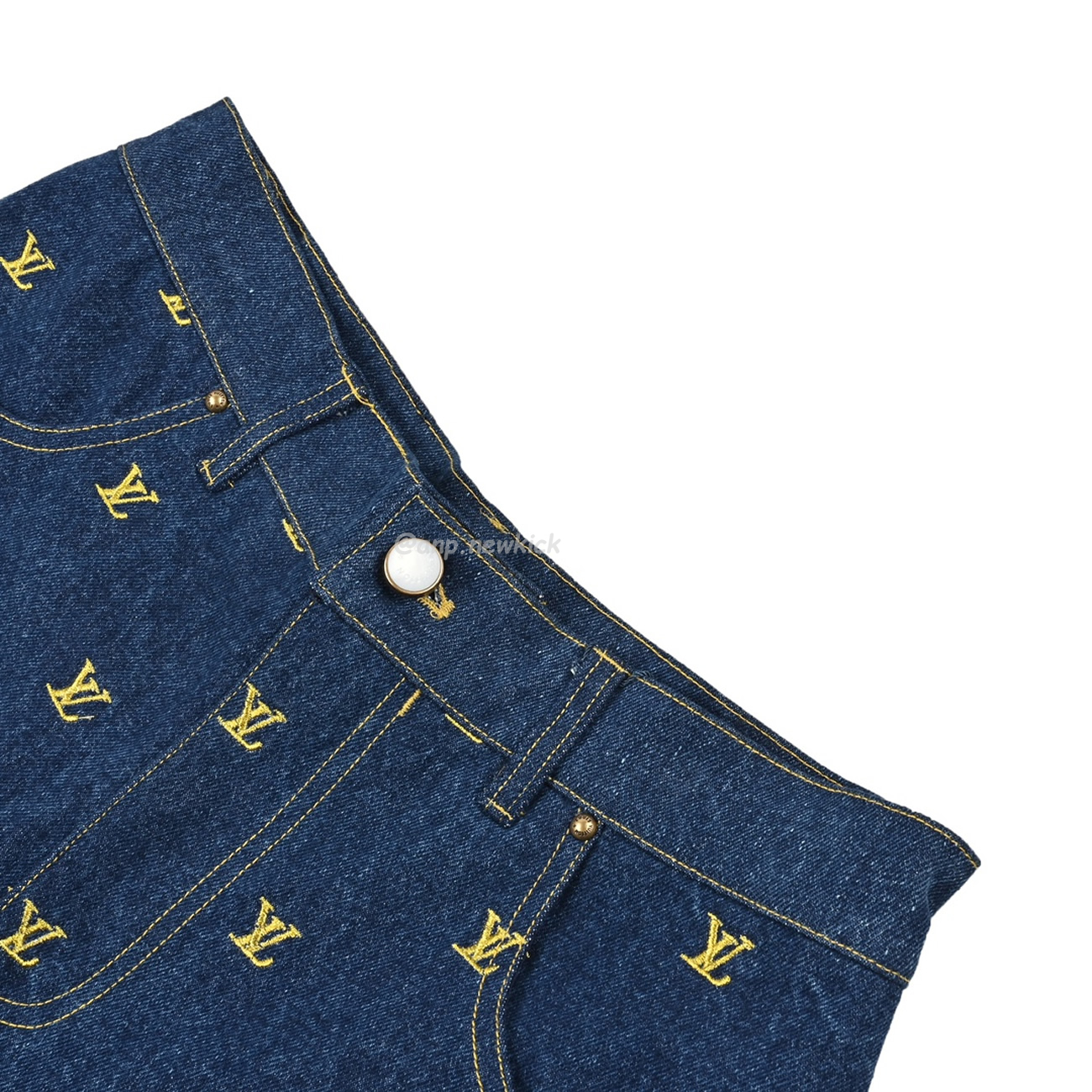 Louis Vuitton Embroidered Logo Denim Shorts (3) - www.newkick.vip